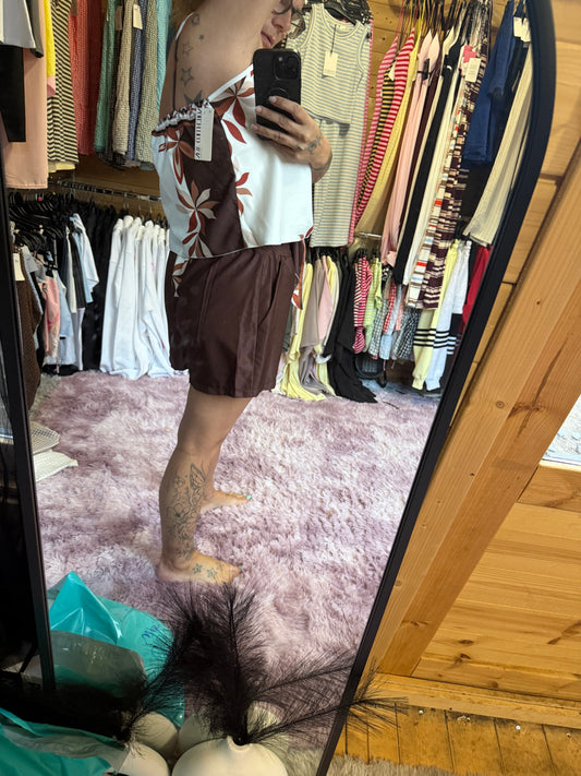 16 shorts and top