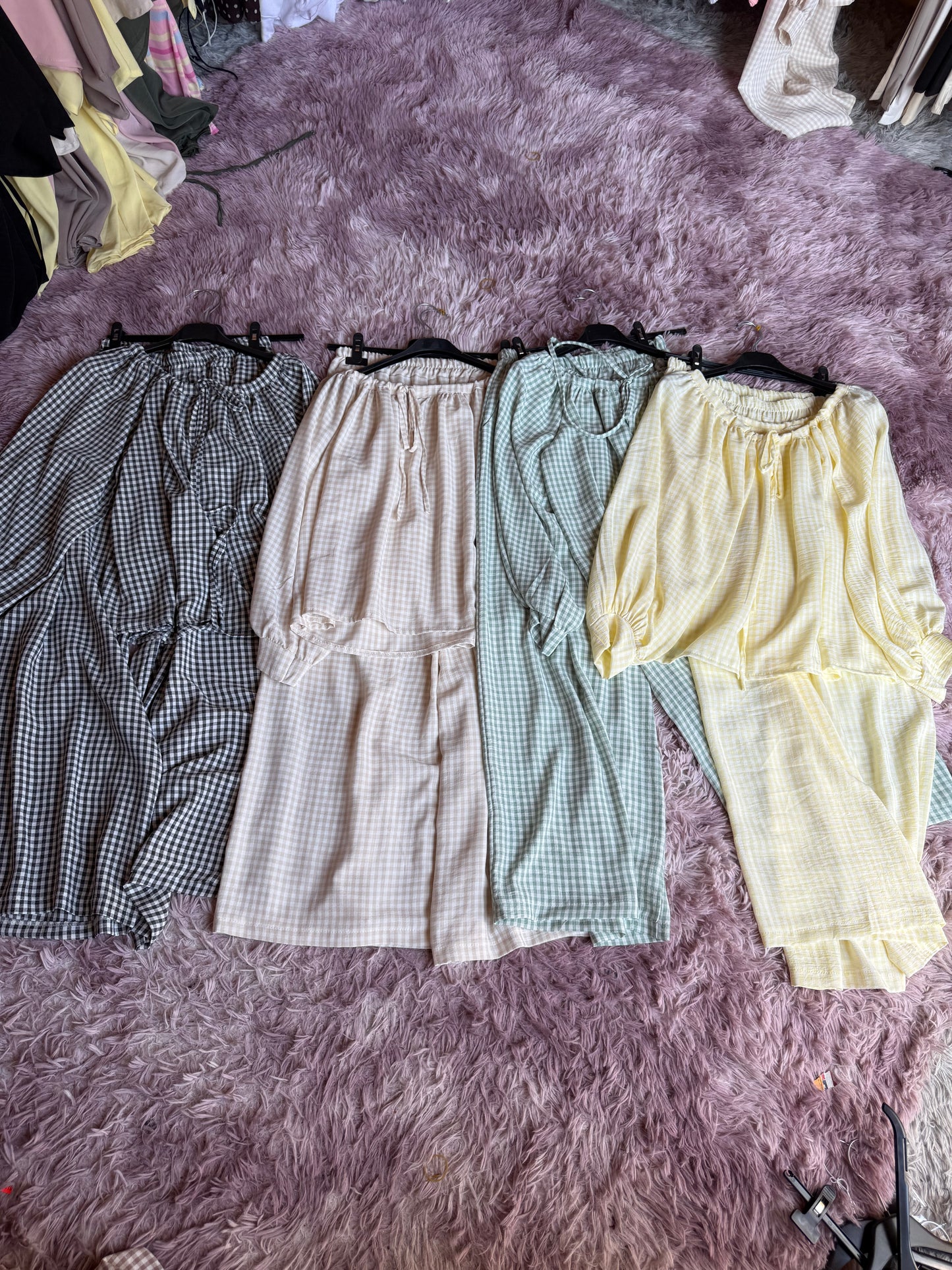 6 gingham trouser set